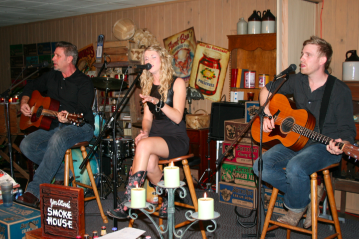The Henningsens live at the Smoke House in Monteagle TN